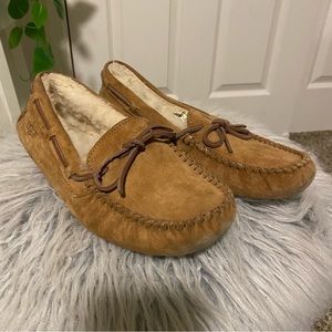 Women UGG Moccasin Slippers  Sz 8
